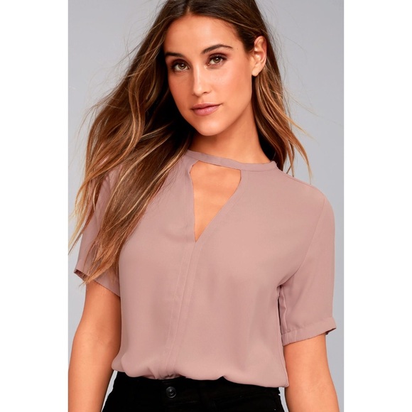 Lulus Tops - •nwt• Lulus Mauve Key Hole Top